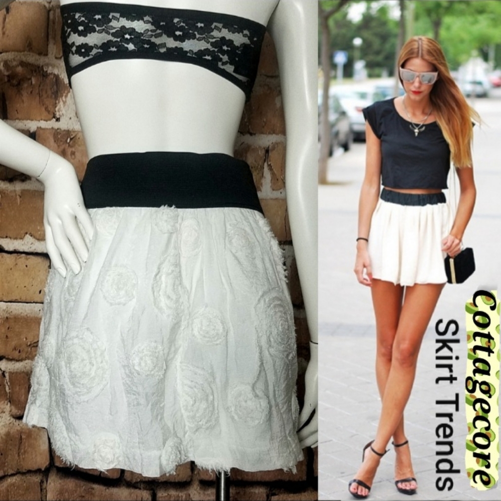 RARE Silk White on White Layered floral Cottagecore Coquette MINI Skirt Sz Lg XL